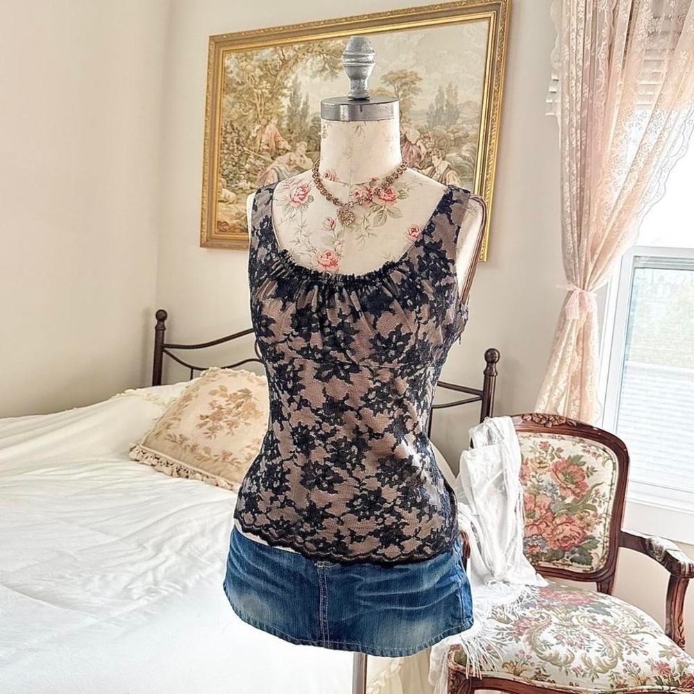 black lace fairy tank top 90s Talbots black lace floral tank top size 10 petite